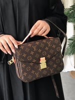 شنط لويس فيتون