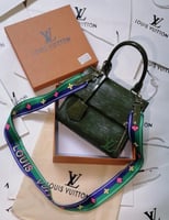 شنطه لويس فيتون