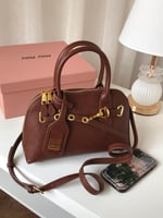 شنط ميو ميو