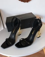 كعب سان لوران