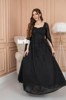 فستان سهرة لامع مزين بشك بأكمام كيب لون اسود