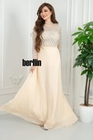 فستان بيج بليسيه مطرز بخطوط ترتر لامعة