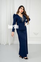 فستان سهرة ماسك بتطريز من الصدر لون كحلي