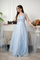 فستان سهرة مميز بتطريز من خامة التل الامع بأكمام ك...