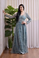 فستان سهرة بترولي بتصميم انسيابي أنيق ولون أزرق ضب...