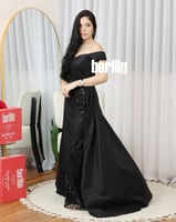 فستان سهره مطرز بتصميم ذيل لون اسود