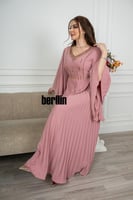 فستان ناعم اوف شولدر بليسية مميز بالخرز الذهبية لو...