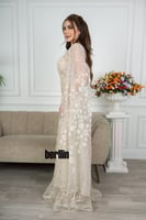 فستان سهرة ماكسي ضيق مطرز بأكمام كيب بيج