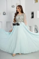 فستان سهرة شيفون مكسر مزين بالتطريز وقصة الكم لون...