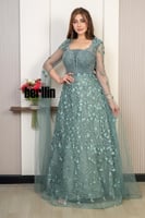 فستان سهرة ملكي بلون اخضر نعناعي بتطريز فاخر وورود...