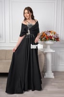 فستان سهرة طويل اوف شولدر بلمعة الكريستال لون اسود