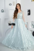 فستان سهرة ماكسي مميز بكم بف وبقصة واسعة لون سماوي