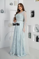 فستان سهرة شيفون بليسية مزين باللؤلؤ لون سماوي