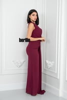 فستان طويل ملكي أنيق مميز بورد على الخصر بلون عناب...