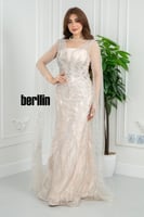 فستان سهره شامبانيا مائي بقصّة حورية تطريز ريش لام...