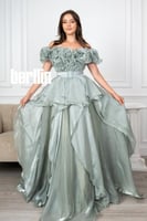 فستان سهرة طويل بتطريز ورد فخم لون تيفاني