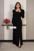 فستان سهرة "رويال بلاك" الأسود اللامع بتصميم درابي...