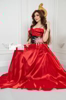 فستان سهره الثنائي الملكي بالأحمر والأسود بتطريز ك...