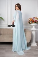 فستان سهرة شيفون ذيل مزين بالفصوص لون سماوي