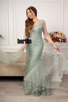 فستان سهرة ماكسي ضيق مطرز بأكمام كيب اخضر فاتح