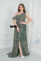 فستان سهرة طويل بكتف واحد تطريز فخم لون اخضر زمردي