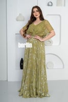 فستان سهرة طويل بليسية اوف شولدر مطرز لون كموني