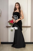 فستان سهرة أسود أنيق بتصميم سترابلس وتطريز فضي فاخ...