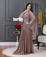 فستان سهرة طويل بليسية اوف شولدر مطرز لون جالكسي