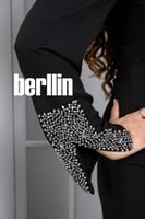 فستان سهرة طويل بأكمام مميزة بالفصوص لون اسود