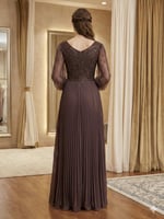 فستان طويل كورسيه بني بأكمام الدانتيل