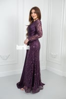 فستان سهرة موف بتطريز ترتر مع تصميم أنيق وأكمام شف...