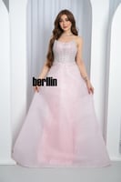 فستان سهرة وردي سندريلا مطرز بكريستالات فخمه