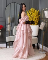 فستان سهرة وردي أنيق بنمط طبقات متدرجة انسيابية كت...