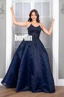 فستان سهرة توب كحلي داكن مطرز بشك