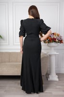 فستان ماكسي درابية مزين بالكريستال لون اسود