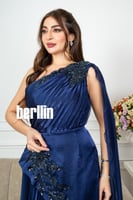 فستان سهرة طويل بيليسيه بتطريز فخم كم ذيل لون ازرق