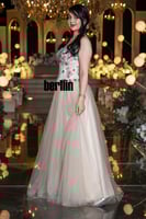 فستان سهرة كورسيه بتطريز موف وزهور مع تنورة تول مل...