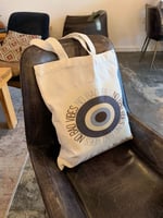 شنطة قماش مطبوع العين الزرقاء