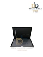 أسود
