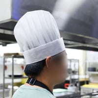 طاقية شيف ورق ابيض 22*29 سم