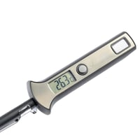 ترمومتر ومقياس حرارة رقمي