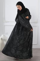 عباية سوداء جاكار ورد