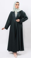 عباية أخضر زمردي كلوش ياقة وأكمام مثنية