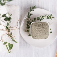 قناع الوجه المضاد للشيخوخة