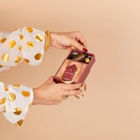 علبة توزيعات رمضانية فاخرة بمسكة علوية لون عودي-(1...