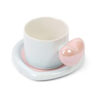 كوب سيراميك مع صحن بمسكة يد شكل قلب لون سماوي