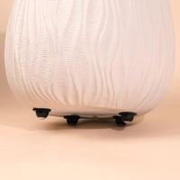 عجلات للأجهزة المنزلية ذاتية اللصق دائرية لون أسود...