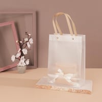 أكياس هدايا فاخرة وشفافة (6) حبة| 18*10*26 سم