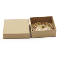 مجموعة (12) علبة كرتونيه |8*8*3 سم