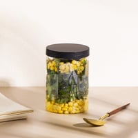 مجموعة (12) علبة بلاستيك بغطاء أسود | 550مل